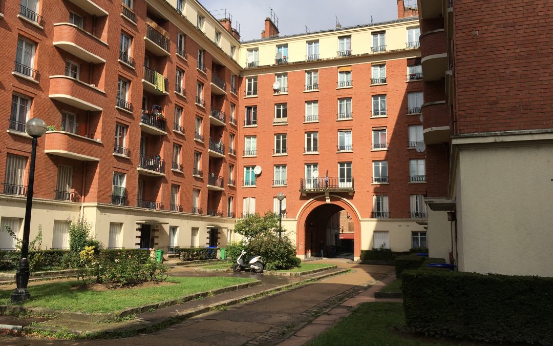 Cité-jardins des Grésillons (Asnières-sur-Seine), cour d’immeuble